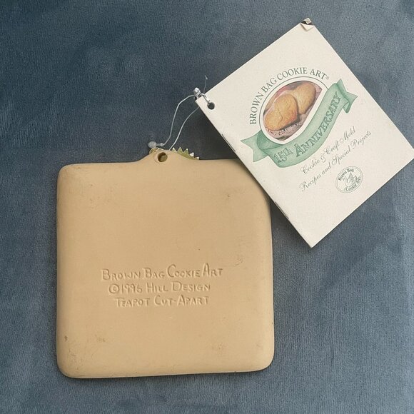 Brown Bag Art Clay Cookie/ShortBread Mold 1996 Teapot Cut Apart Vintage - Picture 3 of 3